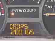 2004 Chevrolet Colorado Z85 z VIN 1GCCS148948181233, wystawiony jako IAAI lot #41544543 z przebiegiem 209 165 mil mil oraz . Historia ofert i sprzedaży dostępna na DreamBid. Obrazek 16.