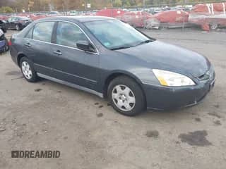2005 Honda Accord LX с VIN 1HGCM564X5A071556, выставлен на аукционе IAAI как лот 43539619 с пробегом 136 150 миль миль и . История ставок и продаж доступна на DreamBid. Изображение 1.