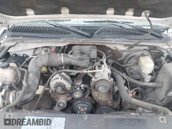 2005 GMC Sierra 1500 Work Truck z VIN 1GTEC14X45Z327420, wystawiony jako IAAI lot #42617787 z przebiegiem 339 372 mil mil oraz . Historia ofert i sprzedaży dostępna na DreamBid. Obrazek 10.