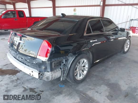 2016 Chrysler 300 C с VIN 2C3CCAEG2GH268865, выставлен на аукционе IAAI как лот 42770706 с пробегом 140 910 миль миль и . История ставок и продаж доступна на DreamBid. Изображение 4.