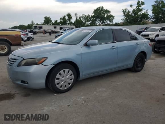 2007 Toyota Camry LE с VIN 4T1BE46K87U520276, выставлен на аукционе Copart как лот 57106105 с пробегом Не указан миль и Чистый • Clean title. История ставок и продаж доступна на DreamBid. Изображение 1.