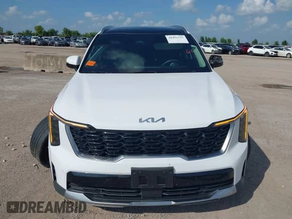 2025 Kia Sorento EX z VIN 5XYRH4JFXSG326301, wystawiony jako IAAI lot #42695332 z przebiegiem 19 187 mil mil oraz . Historia ofert i sprzedaży dostępna na DreamBid. Obrazek 12.