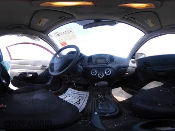 2009 Hyundai Accent Auto GS с VIN KMHCM36CX9U111953, выставлен на аукционе IAAI как лот 43233588 с пробегом 114 997 миль миль и . История ставок и продаж доступна на DreamBid. Изображение 18.