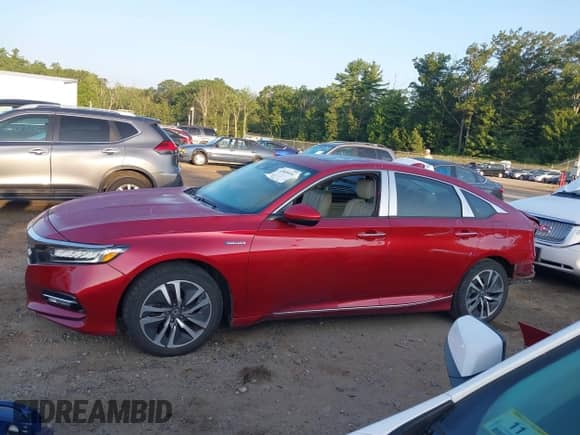2018 Honda Accord Touring with VIN 1HGCV3F97JA006610, listed as a IAAI auction lot 42895934 with 111,173 mi miles and . Bid and sale history available at DreamBid. Image 15.