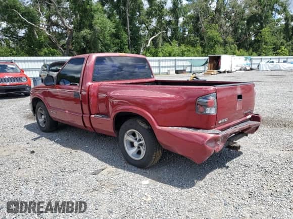 1998 Chevrolet S-10 LS с VIN 1GCCS14X0W8125708, выставлен на аукционе Copart как лот 62174685 с пробегом 304 592 миль миль и Списание • Salvage title. История ставок и продаж доступна на DreamBid. Изображение 2.