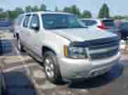 2007 Chevrolet Suburban LT с VIN 3GNFC16027G260735, выставлен на аукционе IAAI как лот 42584003 с пробегом 177 628 миль миль и . История ставок и продаж доступна на DreamBid. Изображение 1.