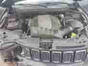 2018 Jeep Grand Cherokee Trailhawk with VIN 1C4RJFLT9JC270177, listed as a Copart auction lot 59732695 with 186,982 mi miles and Salvage title. Bid and sale history available at DreamBid. Image 12.