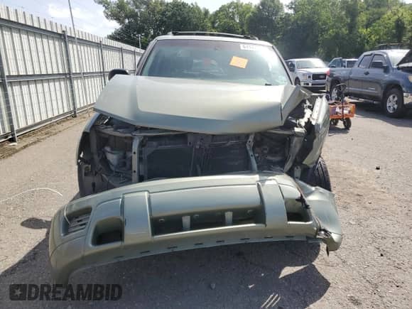 2003 Chevrolet TrailBlazer LS with VIN 1GNDS13S632343247, listed as a Copart auction lot 64447385 with 302,626 mi miles and Salvage title. Bid and sale history available at DreamBid. Image 5.