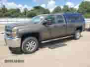 2015 Chevrolet Silverado 2500HD Work Truck z VIN 1GC2KUEG2FZ504361, wystawiony jako Copart lot #62994945 z przebiegiem 251 103 mil mil oraz Szkoda całkowita • Salvage title. Historia ofert i sprzedaży dostępna na DreamBid. Obrazek 1.