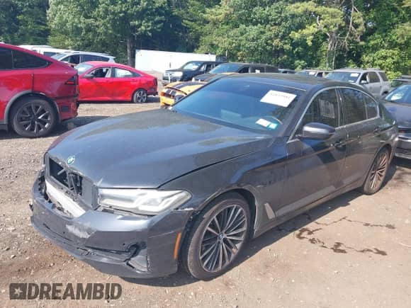 2021 BMW 5 Series 530i xDrive with VIN WBA13BJ03MWX21760, listed as a IAAI auction lot 42833981 with 77,077 mi miles and . Bid and sale history available at DreamBid. Image 18.