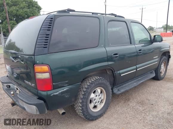 2002 Chevrolet Tahoe LT с VIN 1GNEC13ZX2R279380, выставлен на аукционе IAAI как лот 42324646 с пробегом 188 781 миль миль и . История ставок и продаж доступна на DreamBid. Изображение 4.