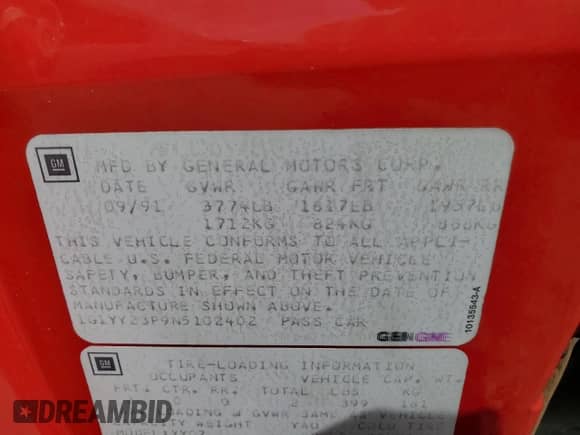 1992 Chevrolet Corvette z VIN 1G1YY23P9N5102402, wystawiony jako Copart lot #81469374 z przebiegiem 69 072 mil mil oraz Szkoda całkowita • Salvage title. Historia ofert i sprzedaży dostępna na DreamBid. Obrazek 12.