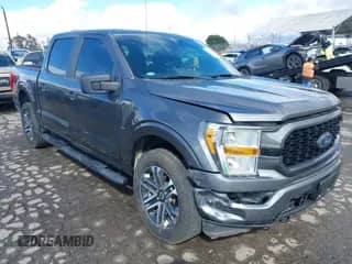 2021 Ford F-150 XLT z VIN 1FTEW1EP6MKD46905, wystawiony jako IAAI lot #43440841 z przebiegiem 62 875 mil mil oraz . Historia ofert i sprzedaży dostępna na DreamBid. Obrazek 1.