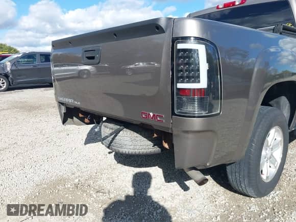 2012 GMC Sierra 1500 SLE with VIN 3GTP1VE01CG190392, listed as a IAAI auction lot 43512862 with 198,177 mi miles and . Bid and sale history available at DreamBid. Image 6.