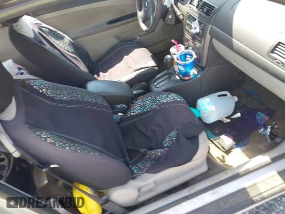 2007 Chevrolet Cobalt LT with VIN 1G1AL15F177136582, listed as a IAAI auction lot 42894925 with 158,662 mi miles and . Bid and sale history available at DreamBid. Image 5.