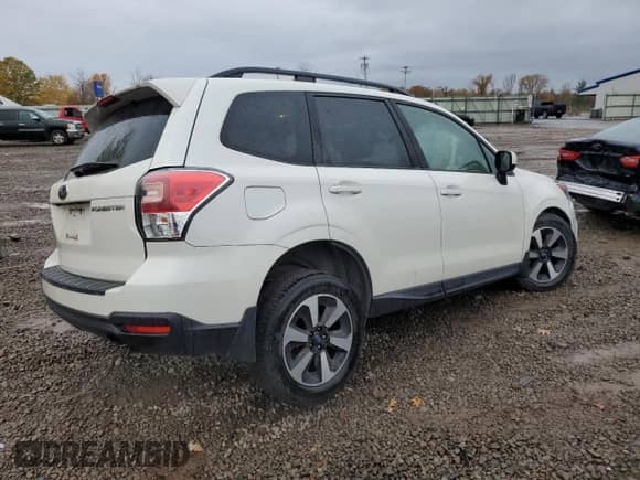 2018 Subaru Forester Premium z VIN JF2SJAEC5JH489658, wystawiony jako Copart lot #89795605 z przebiegiem 51 479 mil mil oraz Szkoda całkowita • Salvage title. Historia ofert i sprzedaży dostępna na DreamBid. Obrazek 3.