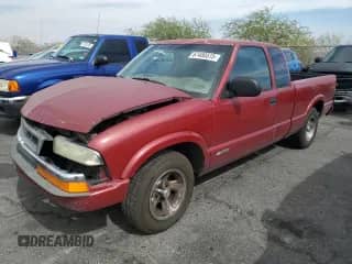2002 Chevrolet S-10 LS с VIN 1GCCS19W628132639, выставлен на аукционе Copart как лот 67480515 с пробегом Не указан миль и Списание • Salvage title. История ставок и продаж доступна на DreamBid. Изображение 1.