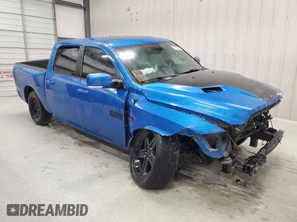 2018 Ram 1500 Sport z VIN 1C6RR6MT3JS193424, wystawiony jako Copart lot #82650454 z przebiegiem 114 297 mil mil oraz Czysty tytuł • Clean title. Historia ofert i sprzedaży dostępna na DreamBid. Obrazek 4.