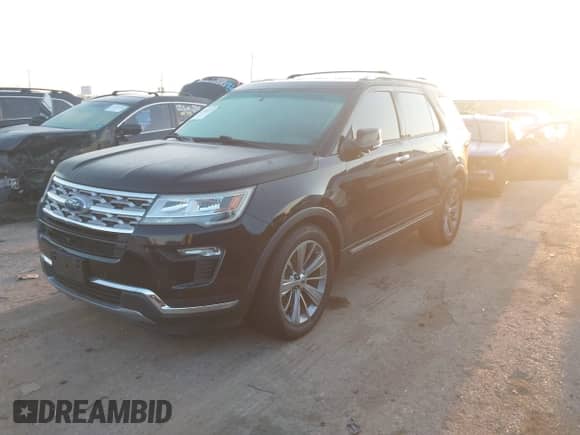 2018 Ford Explorer Limited z VIN 1FM5K7F86JGB66792, wystawiony jako IAAI lot #43188299 z przebiegiem 119 609 mil mil oraz . Historia ofert i sprzedaży dostępna na DreamBid. Obrazek 16.