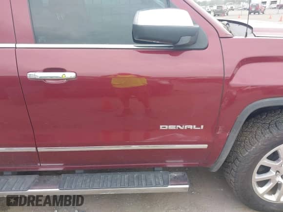 2015 GMC Sierra 1500 Denali with VIN 3GTU2WEC2FG412328, listed as a IAAI auction lot 40307348 with 128,920 mi miles and . Bid and sale history available at DreamBid. Image 19.
