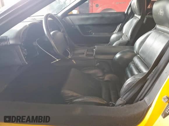 1993 Chevrolet Corvette with VIN 1G1YY23P8P5110218, listed as a Copart auction lot 71235025 with 63,615 mi miles and Salvage title. Bid and sale history available at DreamBid. Image 7.