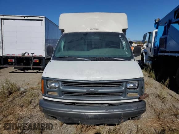1999 Chevrolet Express Commercial E23 с VIN 1GBHG31R5X1018662, выставлен на аукционе Copart как лот 80008584 с пробегом 141 880 миль миль и Чистый • Clean title. История ставок и продаж доступна на DreamBid. Изображение 5.