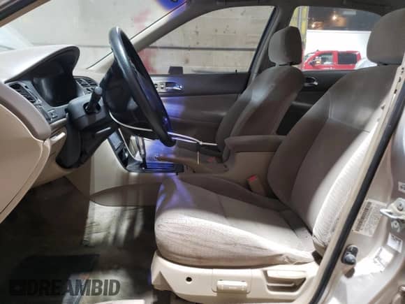 1996 Honda Accord with VIN 1HGCE664XTA019179, listed as a Copart auction lot 71292254 with 249,705 mi miles and Salvage title. Bid and sale history available at DreamBid. Image 7.