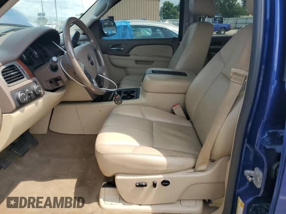 2013 GMC Sierra 1500 SLT с VIN 3GTP2WE74DG227727, выставлен на аукционе Copart как лот 64008714 с пробегом 168 719 миль миль и Списание • Salvage title. История ставок и продаж доступна на DreamBid. Изображение 7.