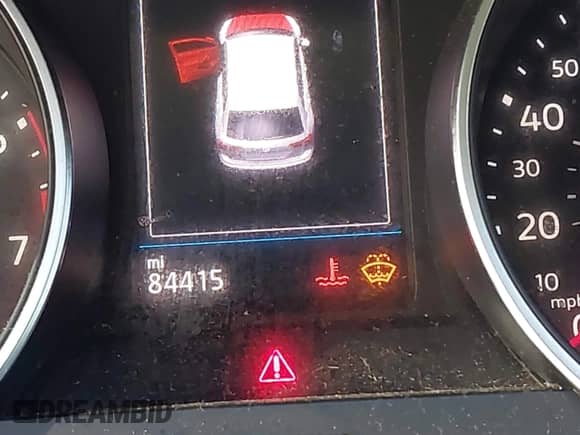 2020 Volkswagen Tiguan S с VIN 3VV1B7AX7LM133084, выставлен на аукционе IAAI как лот 42597631 с пробегом 84 415 миль миль и . История ставок и продаж доступна на DreamBid. Изображение 15.