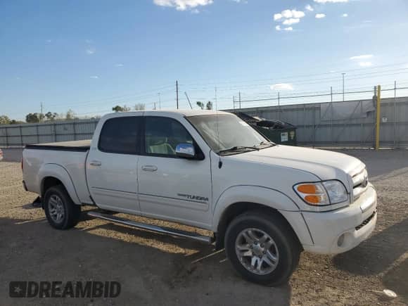2004 Toyota Tundra SR5 z VIN 5TBDT44124S448271, wystawiony jako Copart lot #82709995 z przebiegiem 130 813 mil mil oraz Czysty tytuł • Clean title. Historia ofert i sprzedaży dostępna na DreamBid. Obrazek 4.