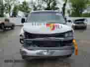 2022 Chevrolet Express Cargo с VIN 1GCWGAFP1N1177920, выставлен на аукционе Copart как лот 55304995 с пробегом 42 656 миль миль и Списание • Salvage title. История ставок и продаж доступна на DreamBid. Изображение 5.
