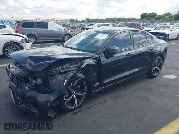 2024 Volvo S60 Plus Dark Theme z VIN 7JRL12FL1RG305360, wystawiony jako IAAI lot #42554764 z przebiegiem 15 613 mil mil oraz . Historia ofert i sprzedaży dostępna na DreamBid. Obrazek 17.