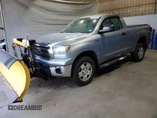 2011 Toyota Tundra with VIN 5TFKY5F17BX004555, listed as a Copart auction lot 71367555 with 146,190 mi miles and Clean title. Bid and sale history available at DreamBid. Image 1.