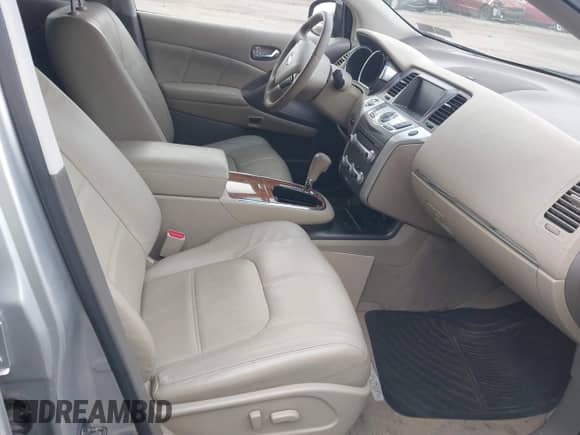 2012 Nissan Murano SL z VIN JN8AZ1MW9CW226624, wystawiony jako IAAI lot #43526873 z przebiegiem 141 833 mil mil oraz . Historia ofert i sprzedaży dostępna na DreamBid. Obrazek 5.