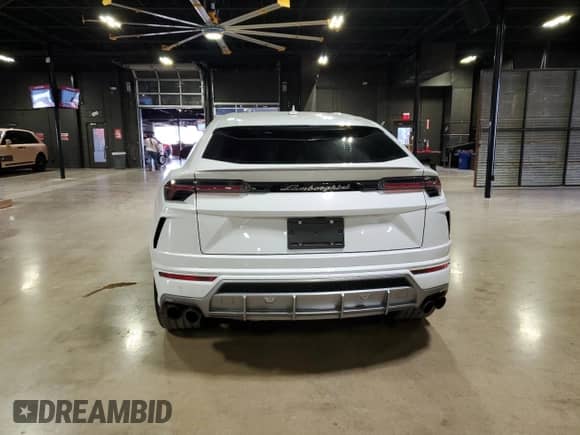 2021 Lamborghini Urus с VIN ZPBUA1ZL1MLA15024, выставлен на аукционе Copart как лот 48737594 с пробегом 13 617 миль миль и Чистый • Clean title. История ставок и продаж доступна на DreamBid. Изображение 4.