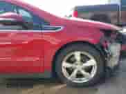 2014 Chevrolet Volt z VIN 1G1RD6E47EU144728, wystawiony jako IAAI lot #42295923 z przebiegiem 236 921 mil mil oraz . Historia ofert i sprzedaży dostępna na DreamBid. Obrazek 20.