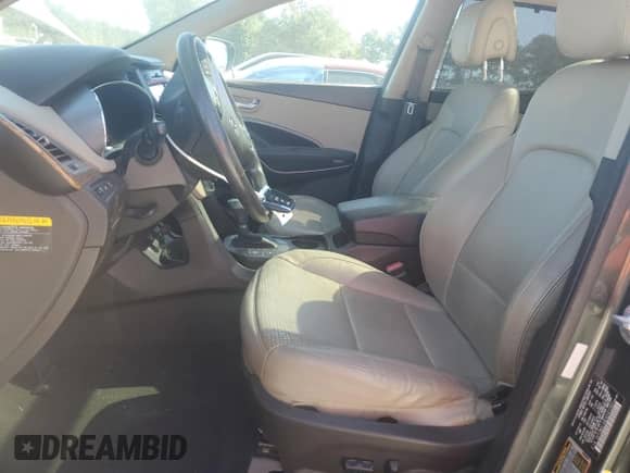 2014 Hyundai Santa Fe with VIN 5XYZW3LA8EG141265, listed as a Copart auction lot 81970325 with 153,786 mi miles and Clean title. Bid and sale history available at DreamBid. Image 7.