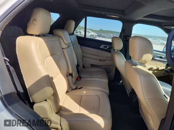 2017 Ford Explorer Limited z VIN 1FM5K7F83HGB80465, wystawiony jako Copart lot #70853145 z przebiegiem 94 406 mil mil oraz Szkoda całkowita • Salvage title. Historia ofert i sprzedaży dostępna na DreamBid. Obrazek 11.