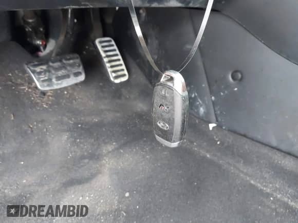 2021 Hyundai Veloster z VIN KMHT36AH3MU009877, wystawiony jako IAAI lot #42209546 z przebiegiem Nie podano mil oraz . Historia ofert i sprzedaży dostępna na DreamBid. Obrazek 11.