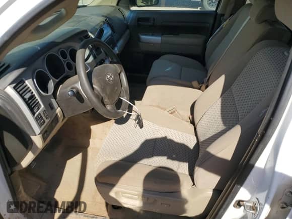 2008 Toyota Tundra z VIN 5TFDV54198X056458, wystawiony jako Copart lot #70442855 z przebiegiem 179 429 mil mil oraz Szkoda całkowita • Salvage title. Historia ofert i sprzedaży dostępna na DreamBid. Obrazek 7.