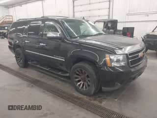 2013 Chevrolet Suburban LTZ с VIN 1GNSKKE70DR269628, выставлен на аукционе IAAI как лот 43460622 с пробегом 208 431 миль миль и . История ставок и продаж доступна на DreamBid. Изображение 1.