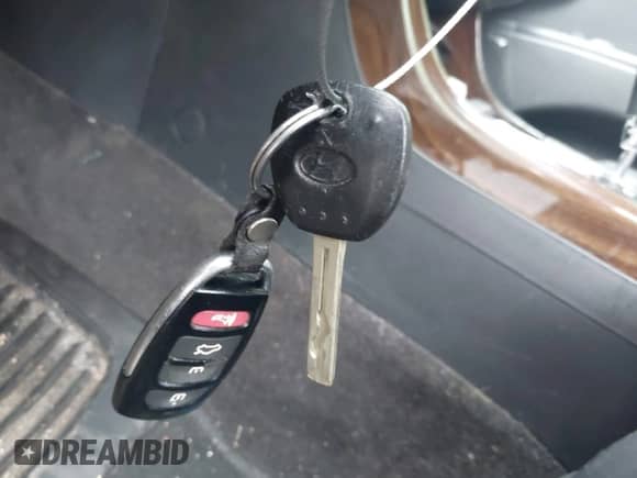 2009 Hyundai Azera Limited с VIN KMHFC46F79A372233, выставлен на аукционе IAAI как лот 42522389 с пробегом 193 783 миль миль и . История ставок и продаж доступна на DreamBid. Изображение 11.