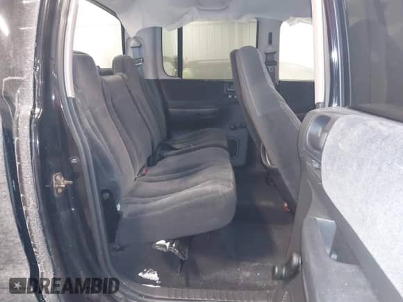2003 Dodge Dakota Sport with VIN 1D7HG38X53S235378, listed as a IAAI auction lot 41400147 with 112,707 mi miles and . Bid and sale history available at DreamBid. Image 8.