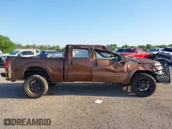 2011 Ford F-250 XL с VIN 1FT7W2B69BEC19829, выставлен на аукционе IAAI как лот 41987565 с пробегом 196 724 миль миль и . История ставок и продаж доступна на DreamBid. Изображение 14.