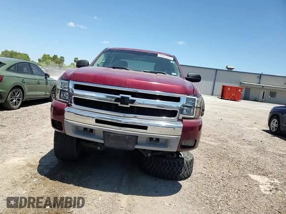 2009 Chevrolet Silverado 1500 LT z VIN 3GCEK23C09G108080, wystawiony jako Copart lot #66029085 z przebiegiem 140 514 mil mil oraz Czysty tytuł • Clean title. Historia ofert i sprzedaży dostępna na DreamBid. Obrazek 13.