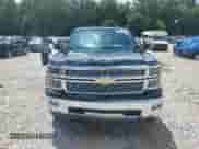 2015 Chevrolet Silverado 1500 LTZ z VIN 3GCUKSEJ9FG202171, wystawiony jako Copart lot #65192785 z przebiegiem 226 043 mil mil oraz Szkoda całkowita • Salvage title. Historia ofert i sprzedaży dostępna na DreamBid. Obrazek 5.