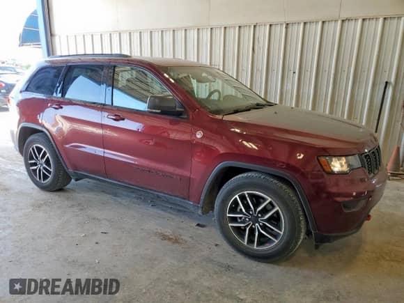 2019 Jeep Grand Cherokee Trailhawk with VIN 1C4RJFLG2KC758651, listed as a Copart auction lot 61273005 with 66,498 mi miles and Clean title. Bid and sale history available at DreamBid. Image 4.