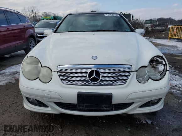 2005 Mercedes-Benz C 320 z VIN WDBRN64JX5A764906, wystawiony jako Copart lot #41567275 z przebiegiem 94 593 mil mil oraz Szkoda całkowita • Salvage title. Historia ofert i sprzedaży dostępna na DreamBid. Obrazek 5.