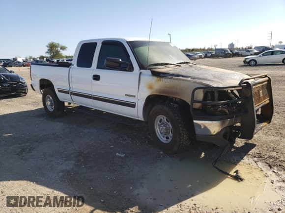1999 Chevrolet Silverado 2500 LS с VIN 1GCFC29U9XZ150763, выставлен на аукционе Copart как лот 79625234 с пробегом Не указан миль и Списание • Salvage title. История ставок и продаж доступна на DreamBid. Изображение 4.