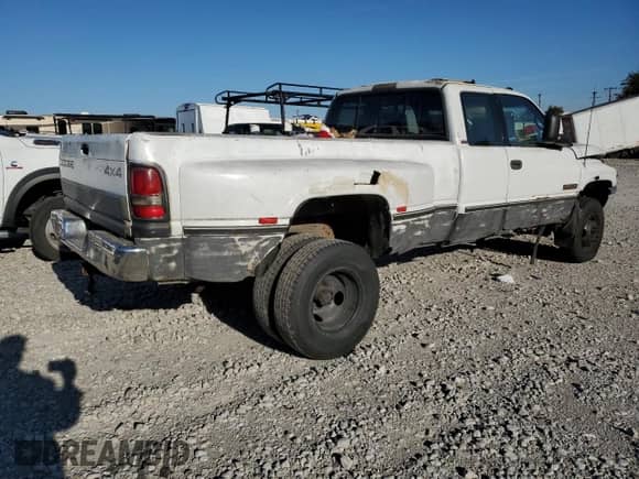 1995 Dodge 3500 с VIN 3B7MF33C8SM159162, выставлен на аукционе Copart как лот 73484924 с пробегом 229 630 миль миль и Списание • Salvage title. История ставок и продаж доступна на DreamBid. Изображение 3.